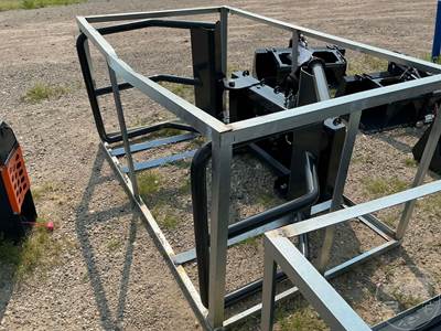 Wolverine BSH-12-75D HYDRAULIC BALE SQUEEZE Skid Steer Attachment