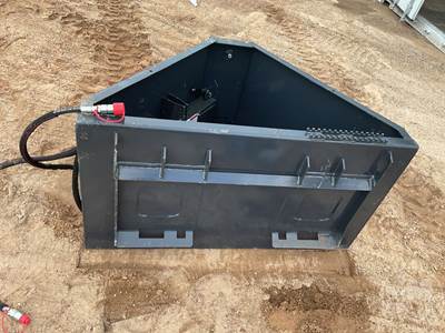 Unused Wolverine CCT-11-148V Universal Skid Mount Skid Steer Attachment, Max Capacity 148 Gal