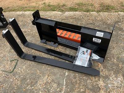 2025 Wolverine FK-11-48W 48" Forks with Mast, Universal Skid Steer Mount
