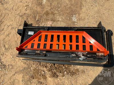 Wolverine FK-11-48W Skid Steer Forks with Mast, Universal Skid Mount