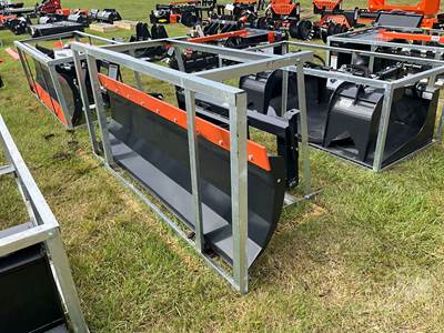 Wolverine J-BM84 84" Hydraulic Blade Skid Steer Attachment, Universal Skid Mount