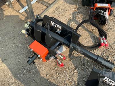 Wolverine MAD-12-12D Hydraulic Mini Skid Steer Auger Attachment, Includes 6" Auger