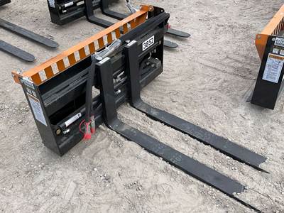 2025 Wolverine PFA-11-3300G 48" Forks w/ Hydraulic Positioner, Universal Skid Mount