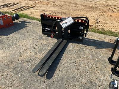 Wolverine PFA-11-3300G 48.5" Hydraulic Adjustable Pallet Forks, Mini Skid Steer Mount