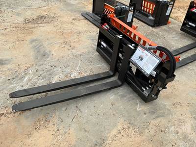 Wolverine PFA-11-3300G Skid Steer Forks w/ Hydraulic Positioner, 48IN 4000 lb