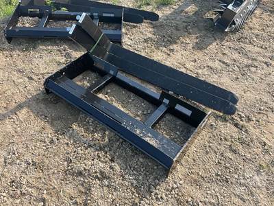 Wolverine PFF2-13-45W Skid Steer Attachment, Universal Skid Mount, 48" Fork Length