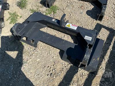 Wolverine PT-16-02C 3 POINT QUICK HITCH Skid Steer Attachment
