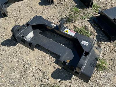 Wolverine PT-16-02C SKID STEER 3 POINT QUICK HITCH Skid Steer Attachment