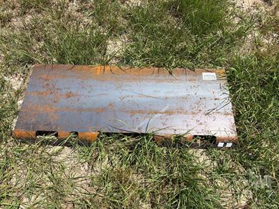 Wolverine QMP2-16-12T Skid Steer Mounting Plate
