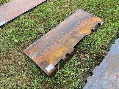 Unused Wolverine QMP2-16-12T Universal Skid Steer Mounting Plate