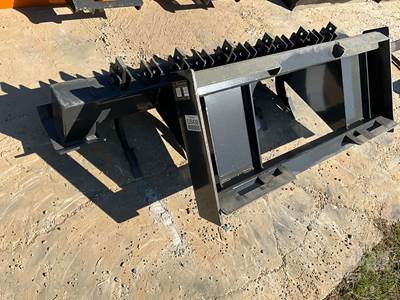 Wolverine RPR-12-72W Skid Steer Attachment