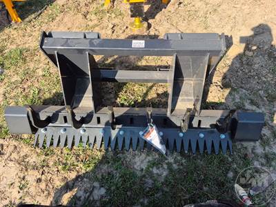 Wolverine RPR-12-72W Skid Steer Attachment