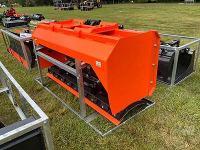 2026 Wolverine SP-15-84W 84" Snow Pusher, Universal Skid Steer Mount
