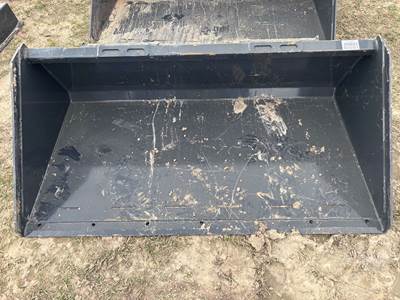 Wolverine TDB-11-66W SMOOTH BUCKET Skid Steer Attachment