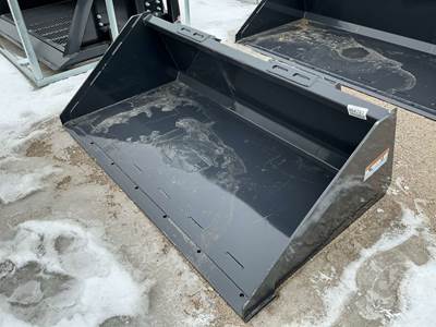 Wolverine TDB-11-66W SMOOTH BUCKET Skid Steer Attachment