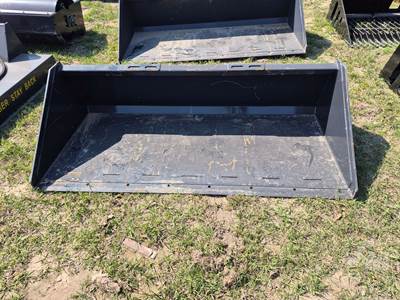 Wolverine TDB-11-78W SMOOTH BUCKET Skid Steer Attachment