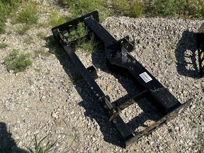 Wolverine THFF46 3 POINT BALE SPEAR / FORK ATTACHMENT Skid Steer Attachment