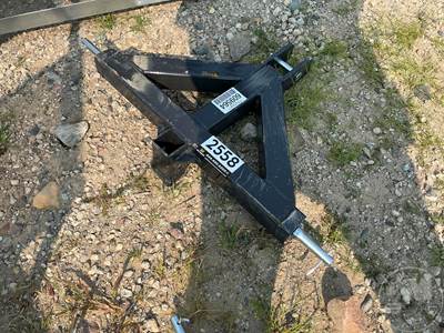 Wolverine TQH-26-01C 3 POINT MOVER Skid Steer Attachment