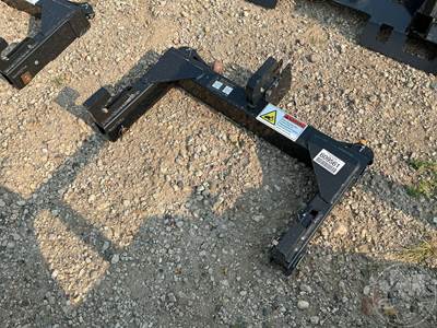 Wolverine TR-26-01C 3 POINT QUICK HITCH Skid Steer Attachment