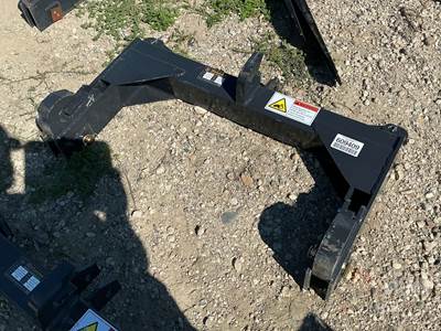 Wolverine TR-26-02C 3 POINT QUICK HITCH Skid Steer Attachment