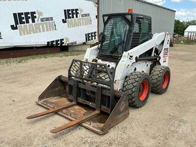 Bobcat S220 Mini Skid Steer