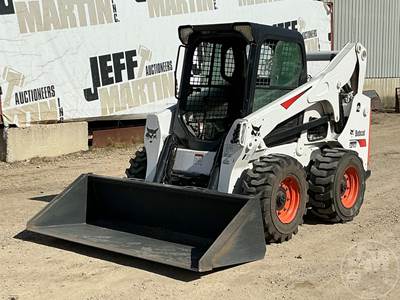 Bobcat S750 Track Skid Steer