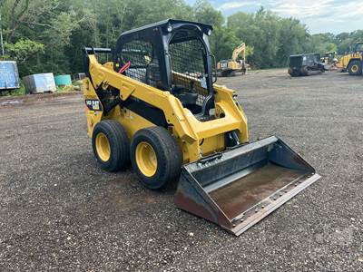 Caterpillar 242D Track Skid Steer