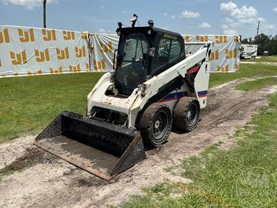 Caterpillar 262D Mini Skid Steer