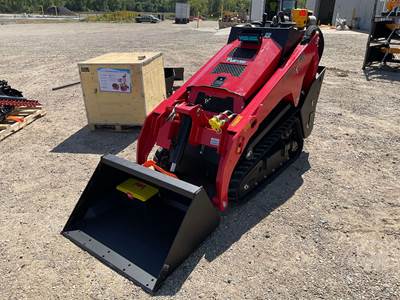 FUTURE 1050K Track Skid Steer