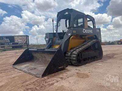 John Deere 333D Mini Skid Steer