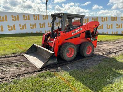 Kubota SSV75 Track Skid Steer