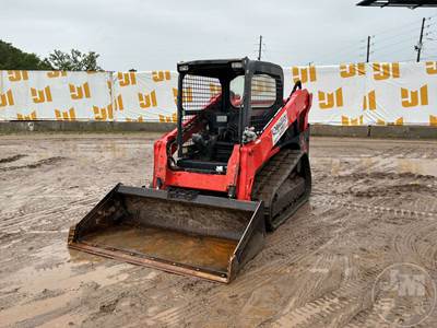 Kubota SVL65-2 Track Skid Steer