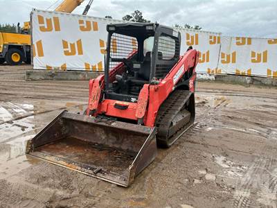 Kubota SVL75-2 Track Skid Steer