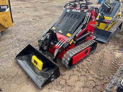 SDLOOL SL380 Track Skid Steer