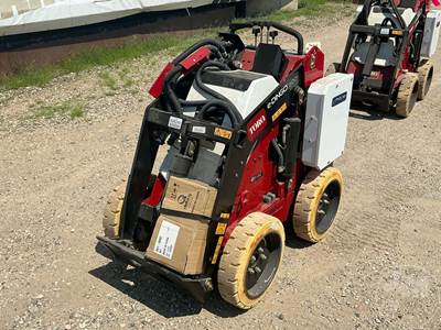 Toro 22218 E-DINGO 500 Track Skid Steer