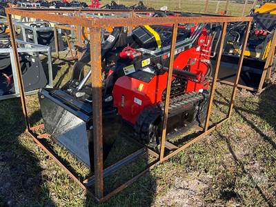 LRT23 Mini Skid Steer
