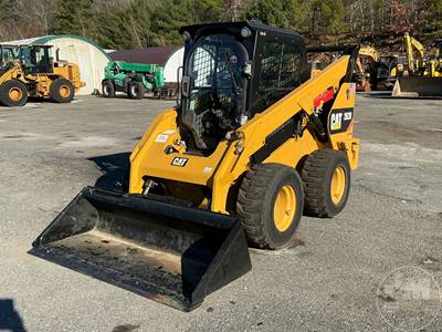 Caterpillar Skid Steer Loader, Cab, Ac, Radio, Rear View Camera, Caterpillar