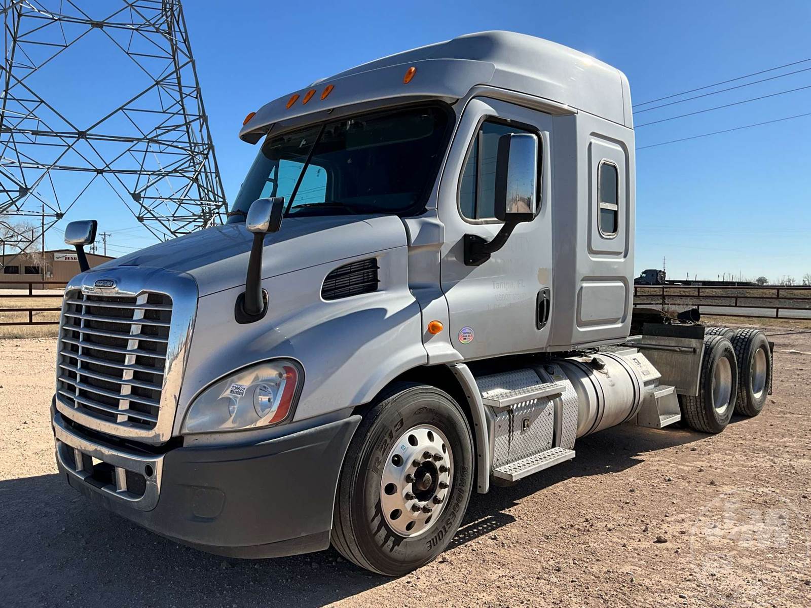 2014 Freightliner Cascadia Sleeper Semi Truck For Sale Stanton, TX