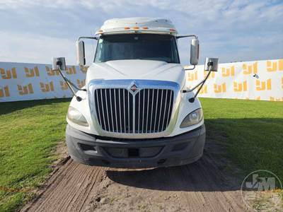 International ProStar+ (Plus) Sleeper Semi Truck