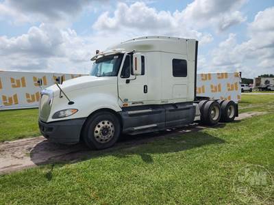 International ProStar+ (Plus) Sleeper Semi Truck