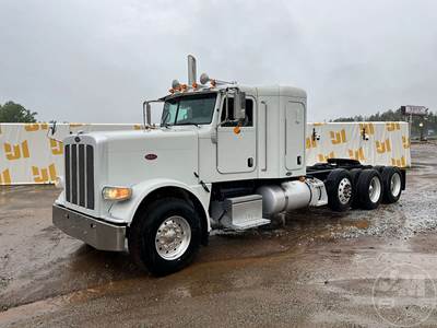 Peterbilt 388 Sleeper Semi Truck