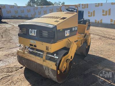 Caterpillar CB-224C Smooth Drum Roller Compactor