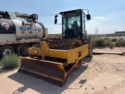 Caterpillar CP56B Smooth Drum Roller Compactor