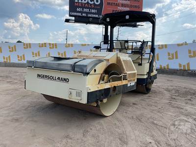 Ingersoll-Rand DD-110HF Smooth Drum Roller Compactor