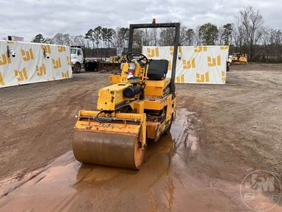 LeeBoy 400 Smooth Drum Roller Compactor