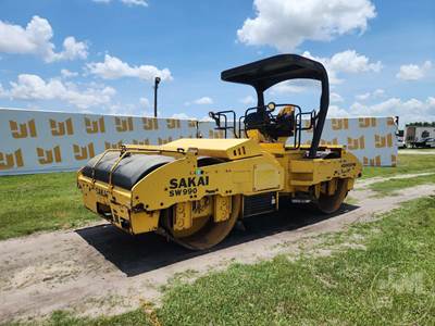 Sakai SW990 Smooth Drum Roller Compactor
