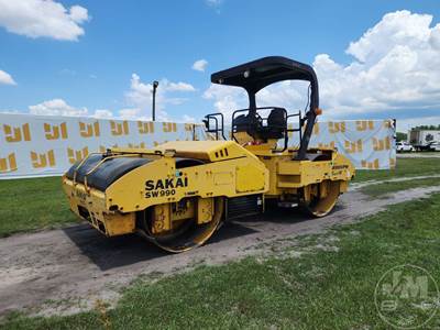 Sakai SW990 Smooth Drum Roller Compactor