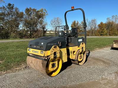 BW135 Smooth Drum Roller Compactor