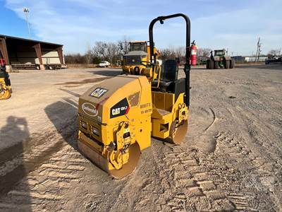 CB1.7 Smooth Drum Roller Compactor