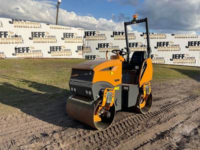 ST1200 Smooth Drum Roller Compactor